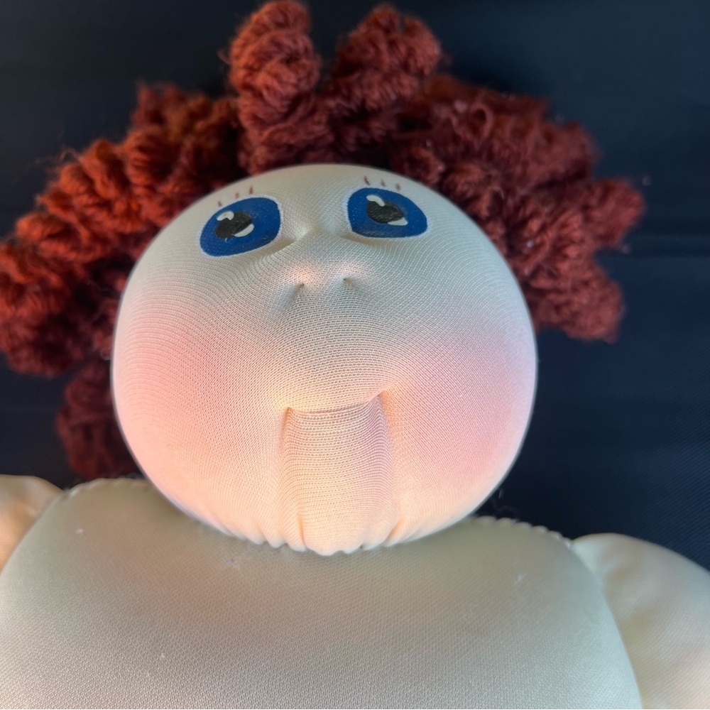 Soft Sculptures 1978 Xavier Roberts Signed Nude Doll
Doll has a small hole
